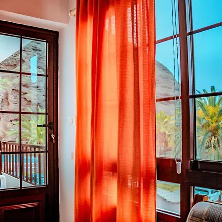 Mar Y Arena Puerto De *